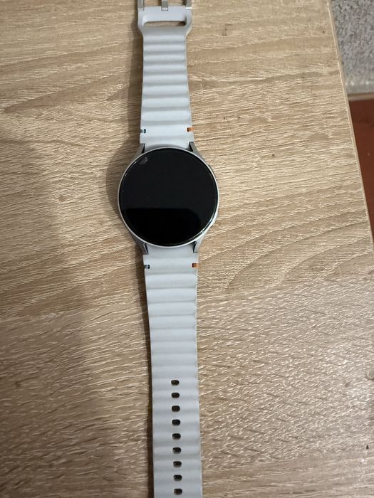 Продам часи стан нових