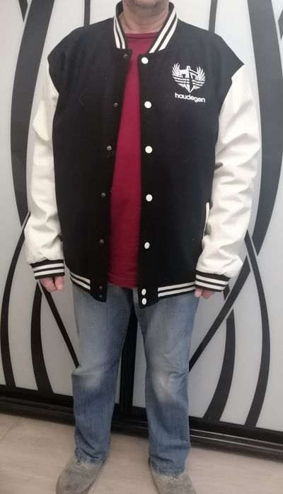 Бомпер, большой размер