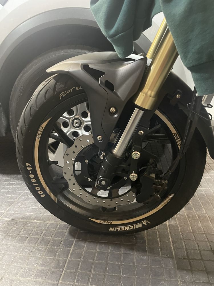 Vende se Keeway Rkf 125