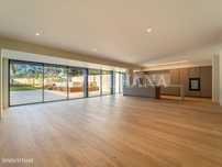 Apartamento T4+1 com jardim e piscina, na Foz do Douro
