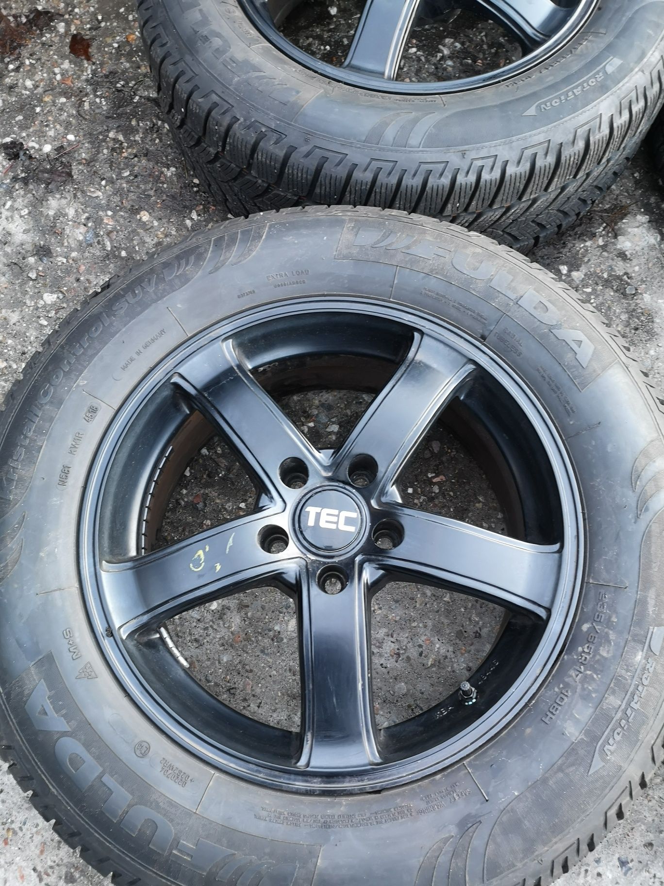 Komplet kół zimowych 5x114,3 Hyundai Kia 235/65/17 Fulda 6,7mm