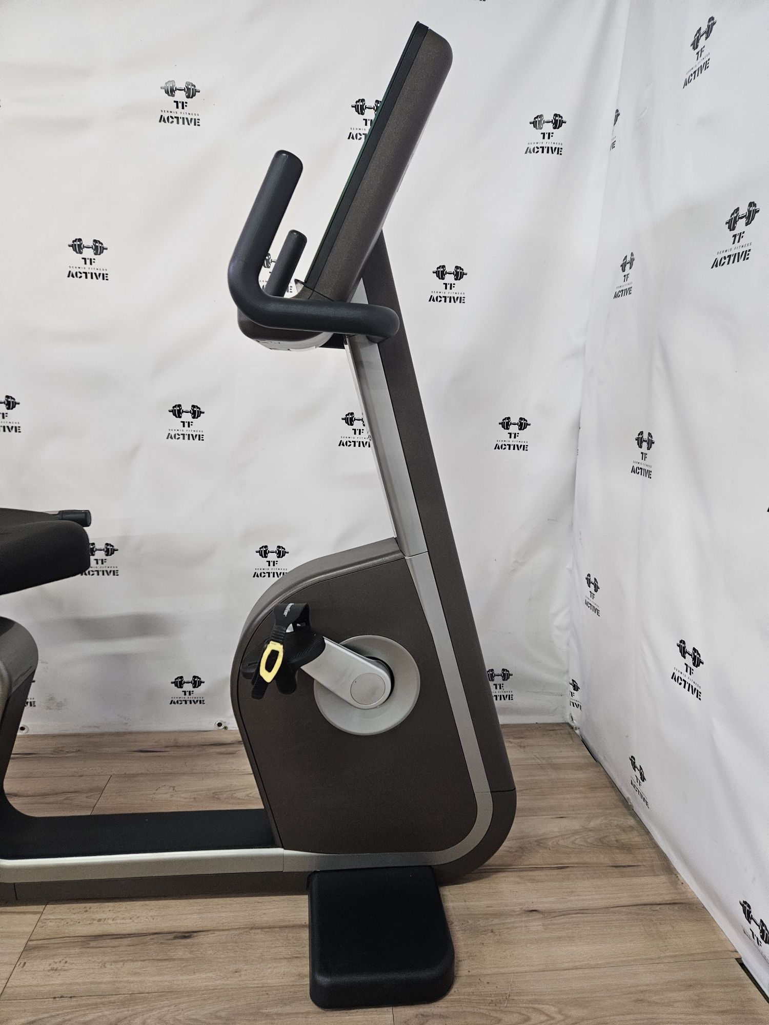 Rower poziomy technogym artis recline unity3