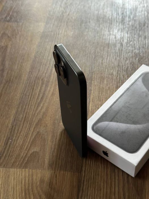 Продам IPhone 15 PRO MAX 256 Neverlock