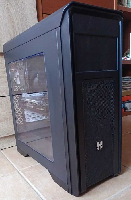 Torre Gaming AMD Hummer