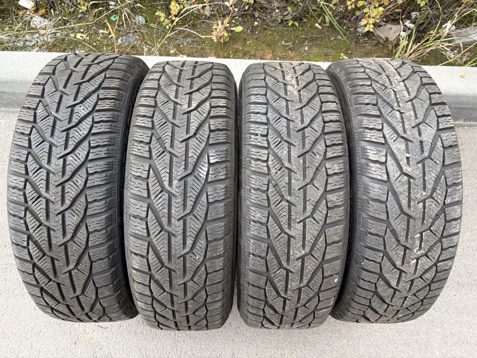 Колеса зимові диски резина Toyota Camry 215/55 r17