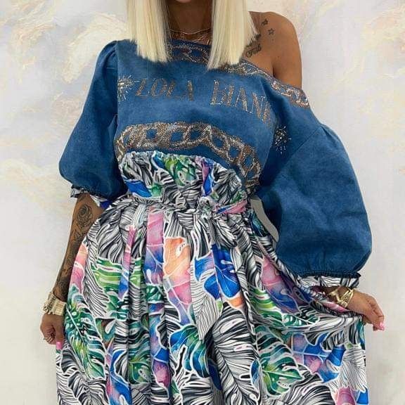 Elegancka sukienka jeans plus size logo Lola bianka