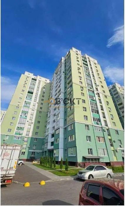В продаже 1-к квартира в ЖК "Рогатинский", Центр, ул Клочковская, 49м²