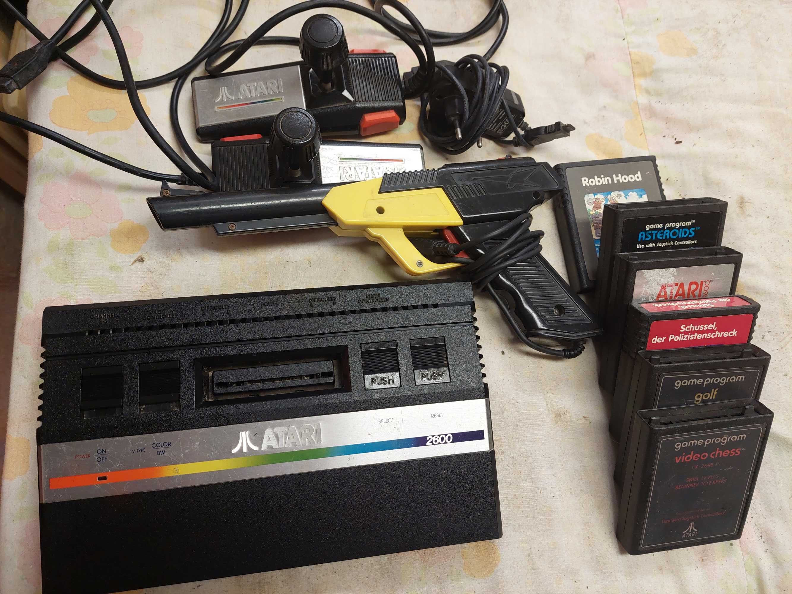 Konsola Atari 2600 kompletna gry pistolet zasilacz