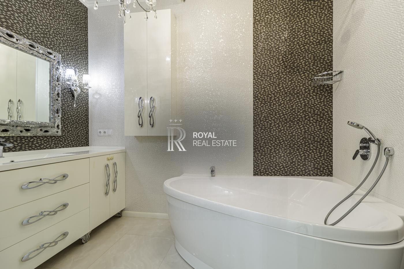 Аренда квартиры Киев 3к 100м2 ЖК "River Stone" Осокорки Дарницкий