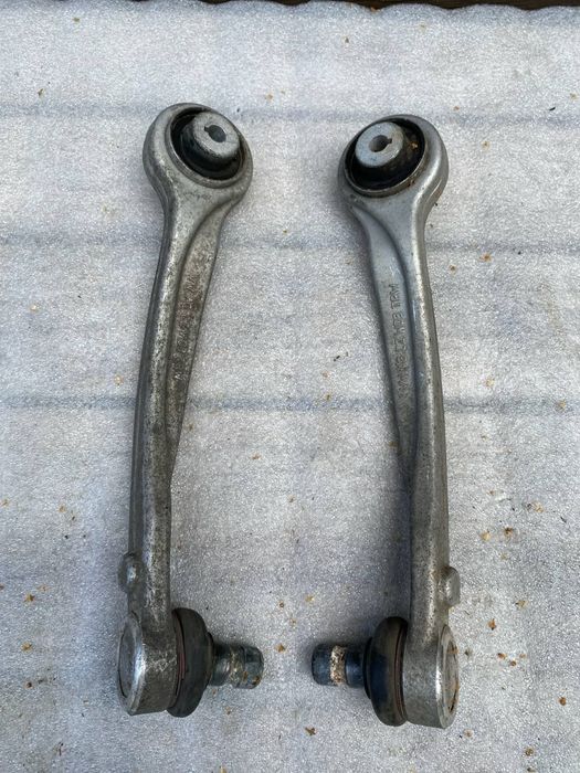 4m0407509b,4m0407510b Audi q7 4m ричаг задній верхній