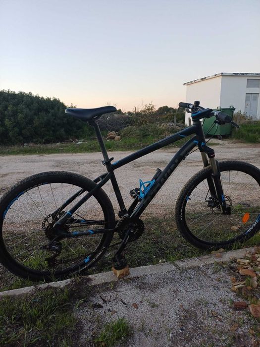 Bicicleta B-twin - MTB - 27.5