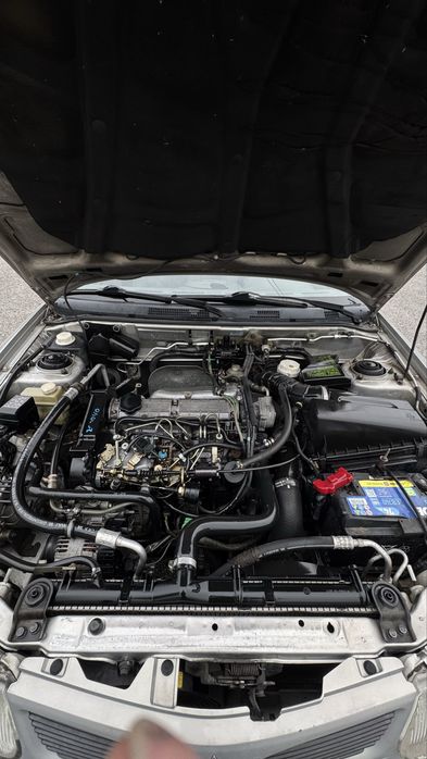 Mitsubishi carisma 1.9 cls