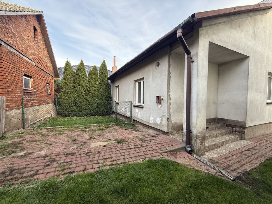 Dom na sprzedaz z dzialką 19 arów PRZEDZĘL