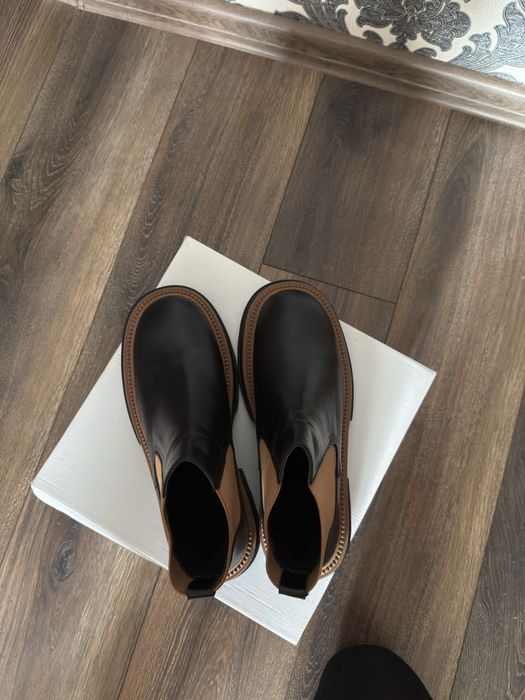 Нові шкіряні челсі , ботінки , чоботи , сапоги