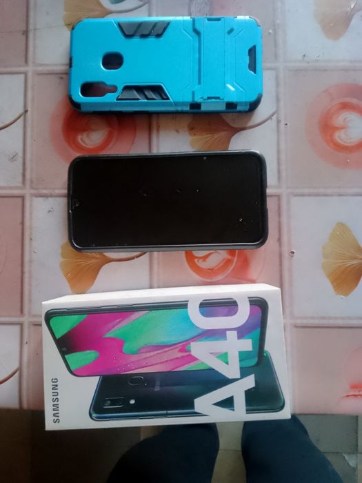 Samsung a 40 с документами