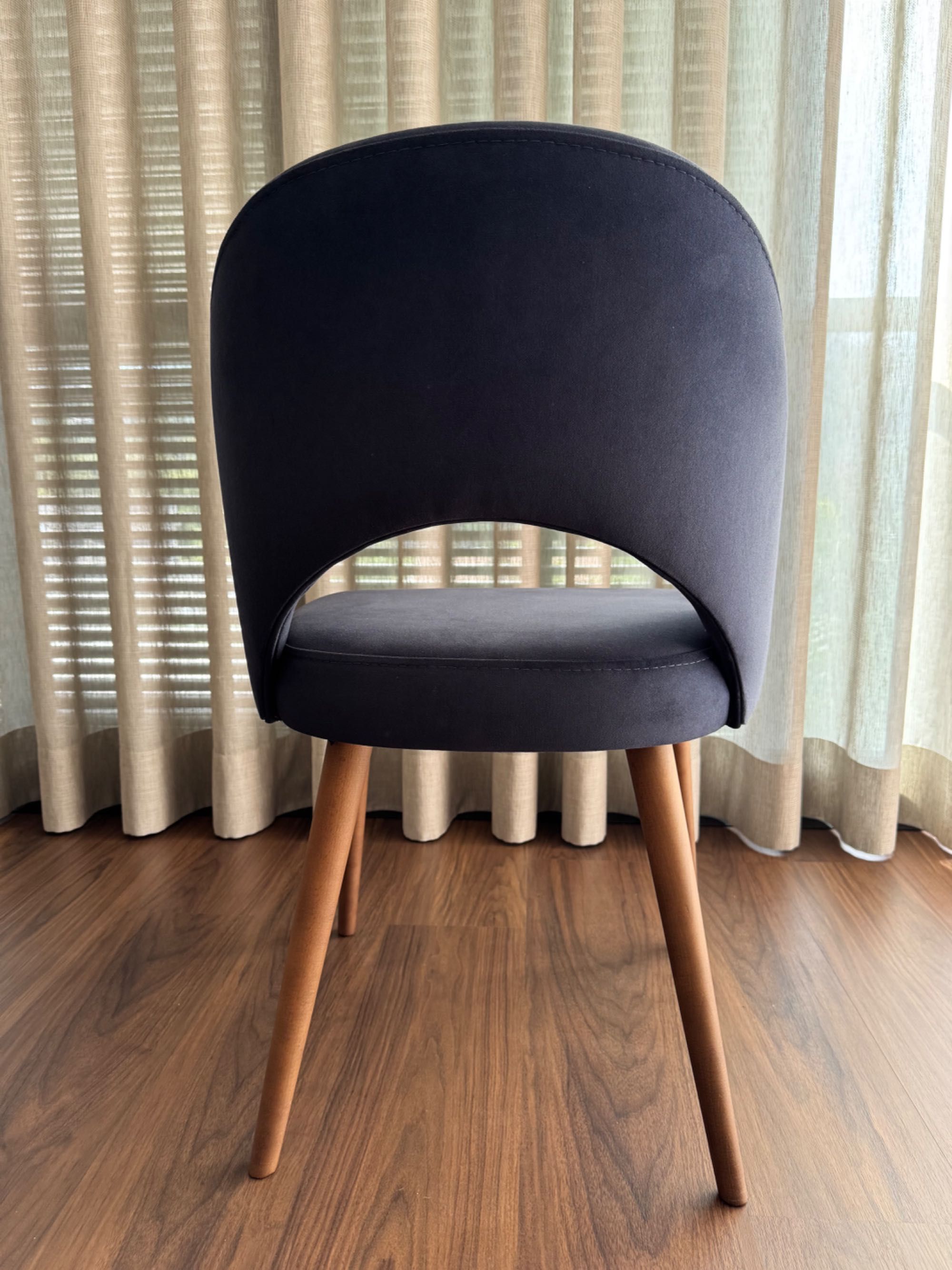 Cadeiras para mesa de Jantar
