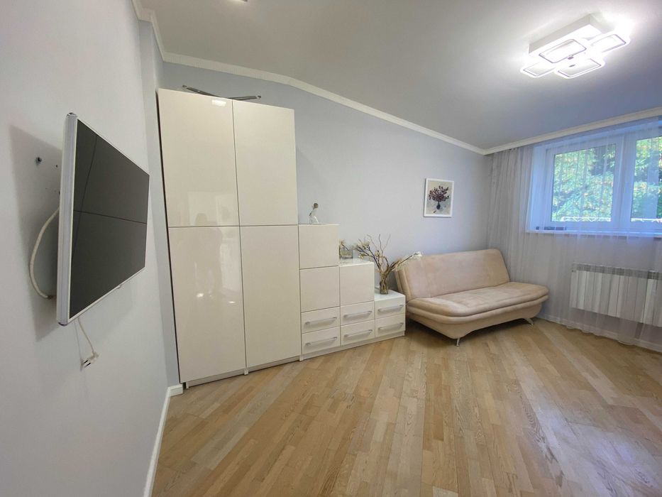 Оренда Липинського, 8, 3 кімнатна, від господаря, дизайнерська