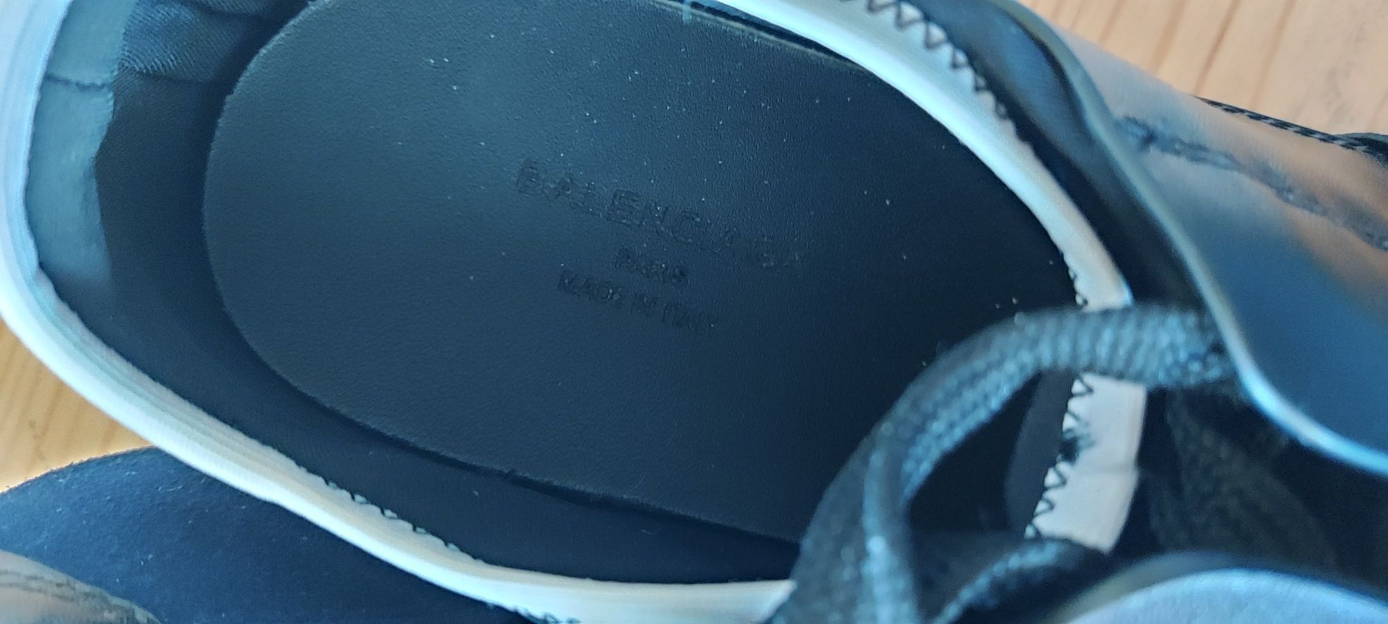 Продам кросівки Balenciaga фірмові нові. 38р