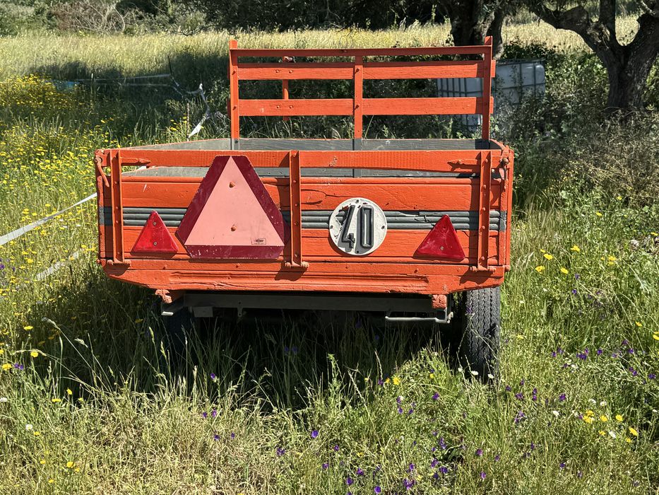 Reboque em muito bom estado