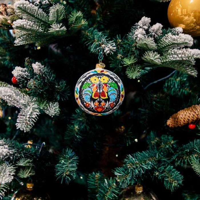 Bombka wycinanki łowickie 2 koguty - rękodzieło od Bombkarnia