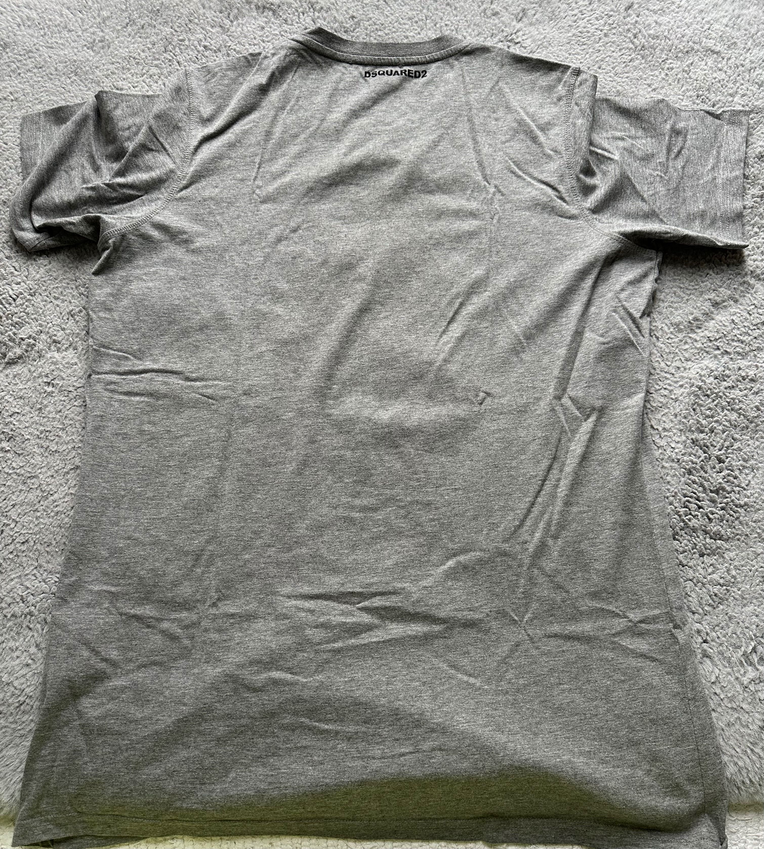 T-shirt Dsquared impecável