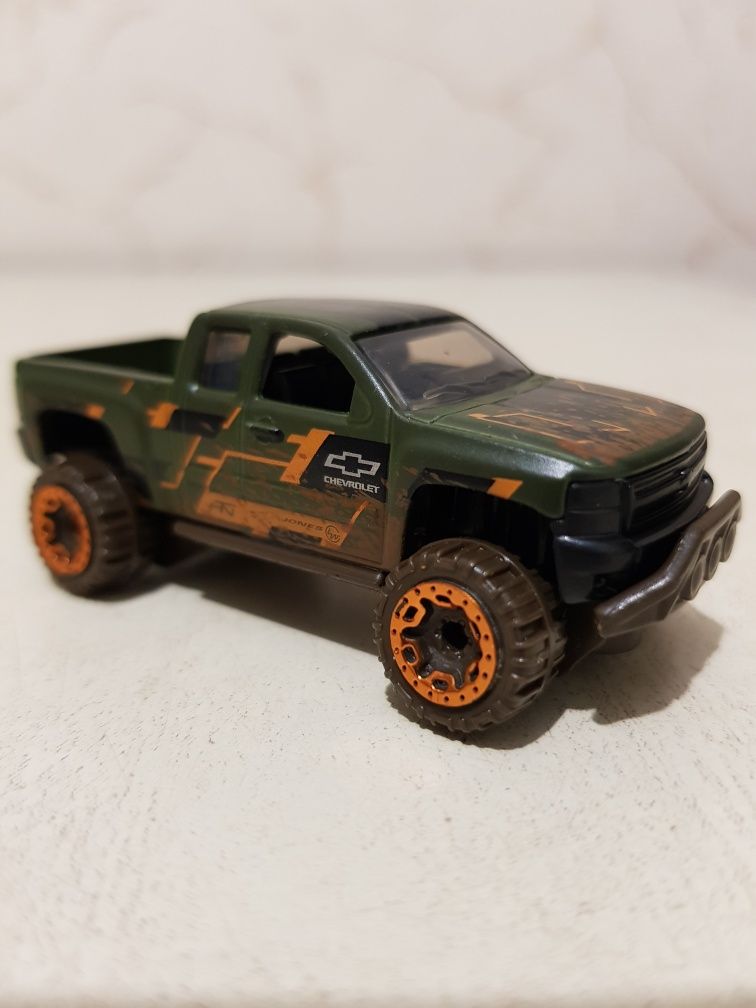 Hot wheels Chevy Silverado