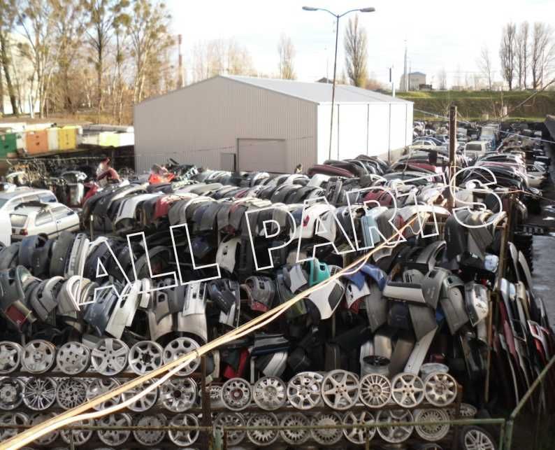 БУ Запчастини оригінал високоякісні замінники Renault