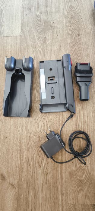 Пылесос ручной для дома Dyson SV28 V11 EU