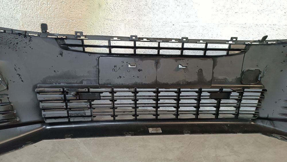 Vendo parachoque de frente Peugeot partner ano 2017/20