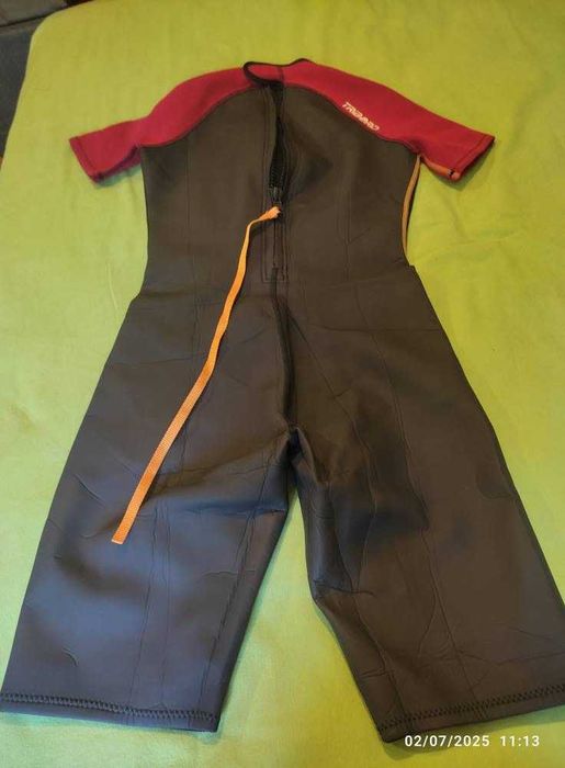 Vendo fato de Surf da Tribord como novo tamanho 42