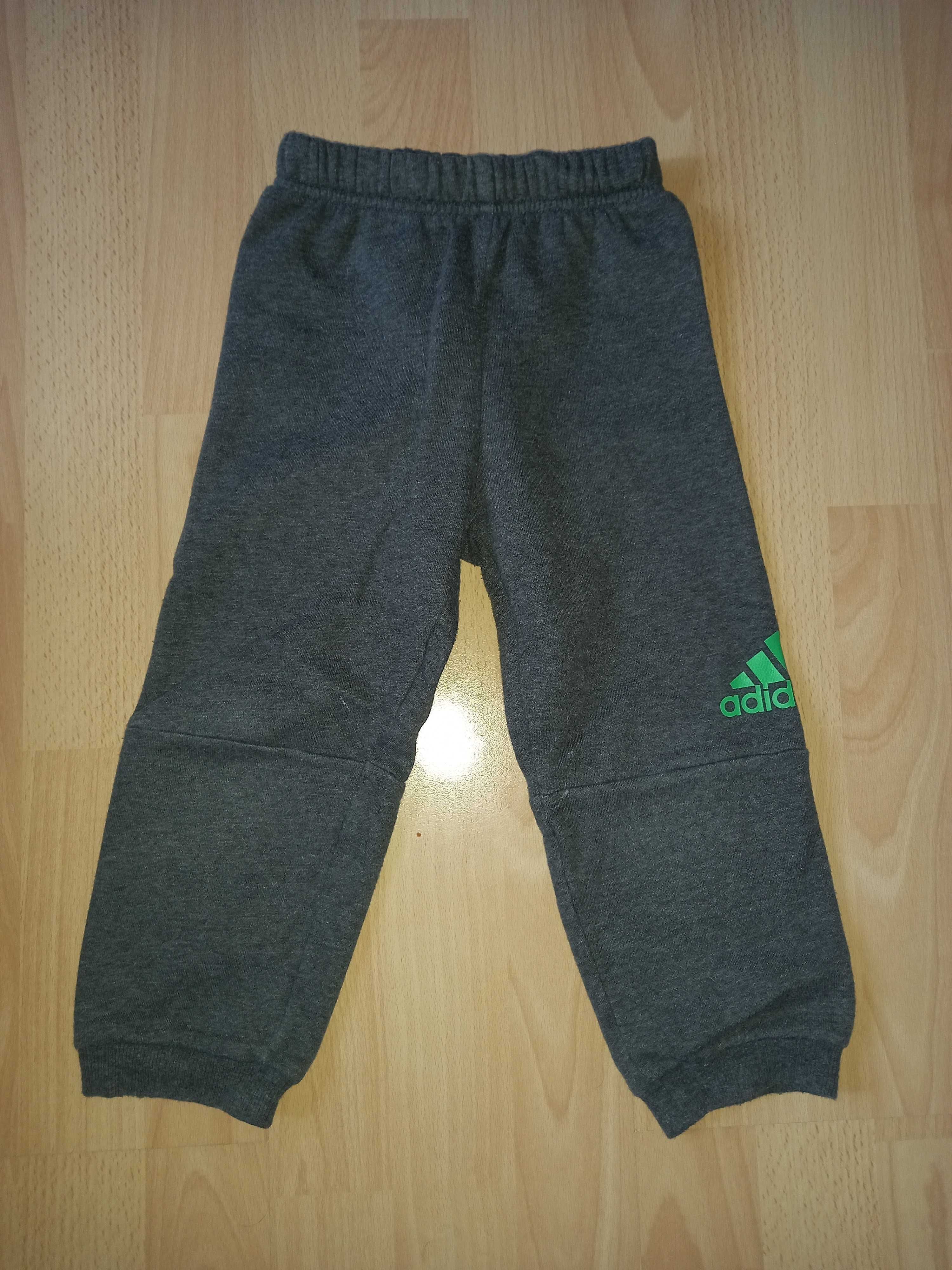 Dres Adidas rozmiar 98