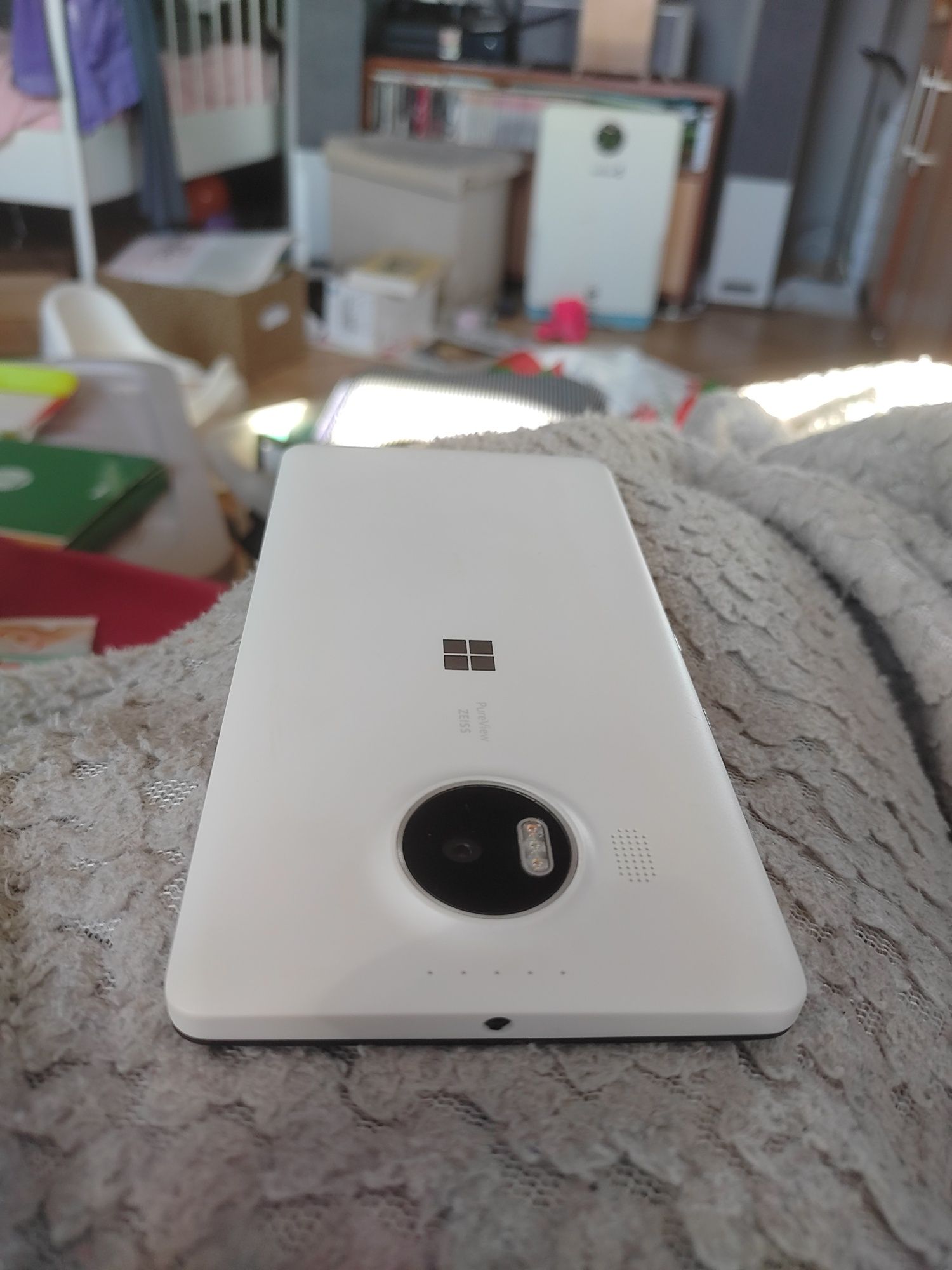 Smartfon Microsoft Lumia 950 XL biały  Nokia Lumia 950xl