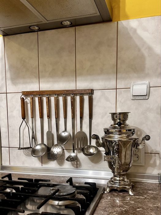 Самовар електричний  2л. Чайник електричний 2л.