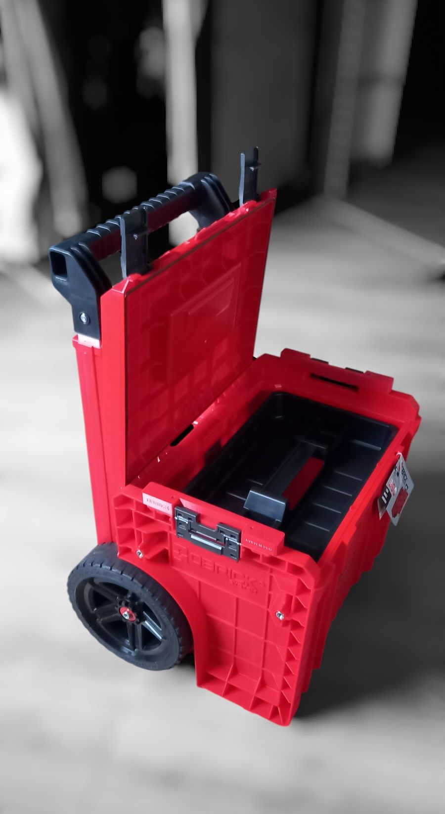 Ящик на колесах Qbrick
