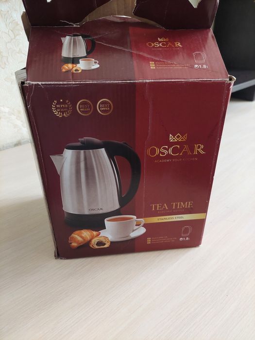 Чайник електричний