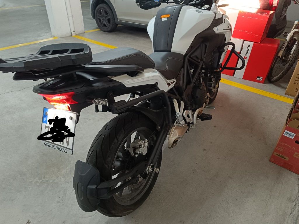 Mota Benelli TRK 502