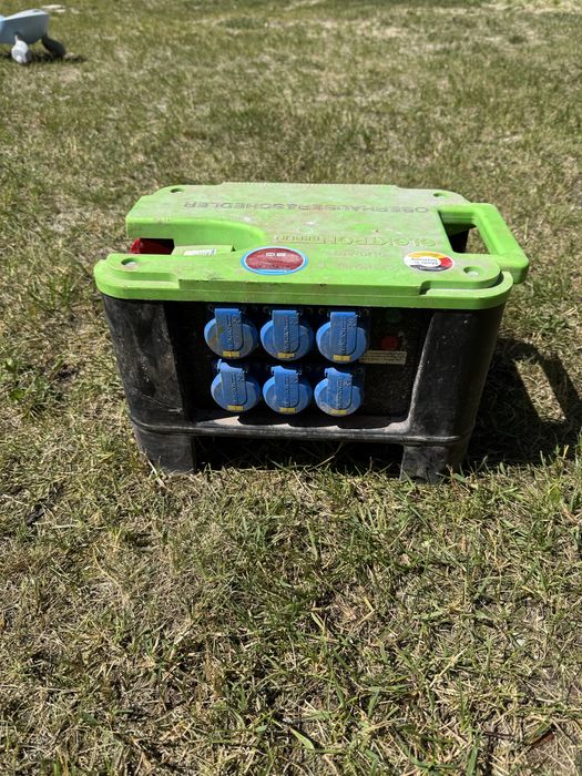 Przenosna skrzynka elektryczna