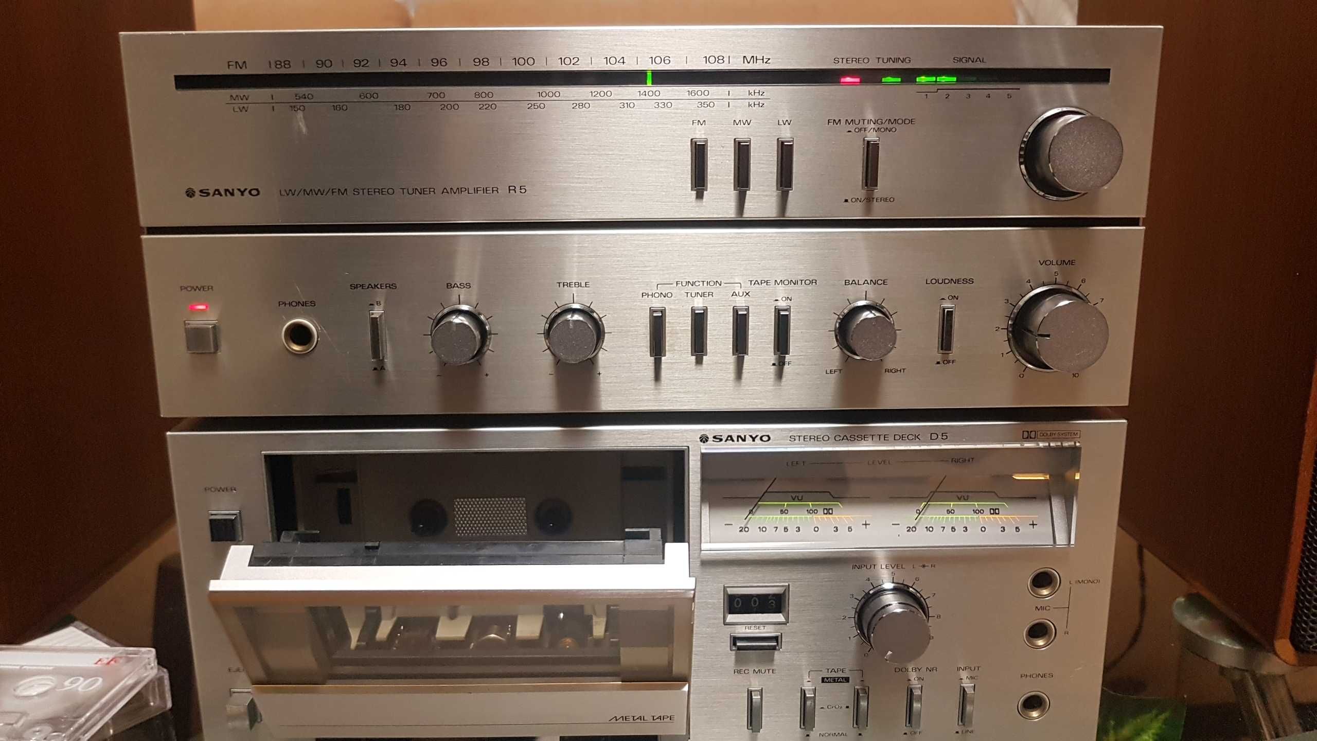 Усилитель/тюнер+дека SANYO R-5+D-5+S-5 mini system made in Japan