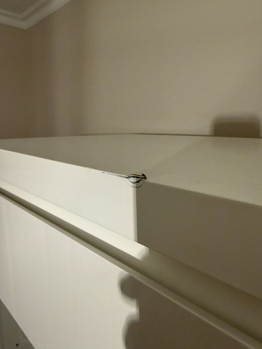 Szafka lakierowana na wysoki połysk