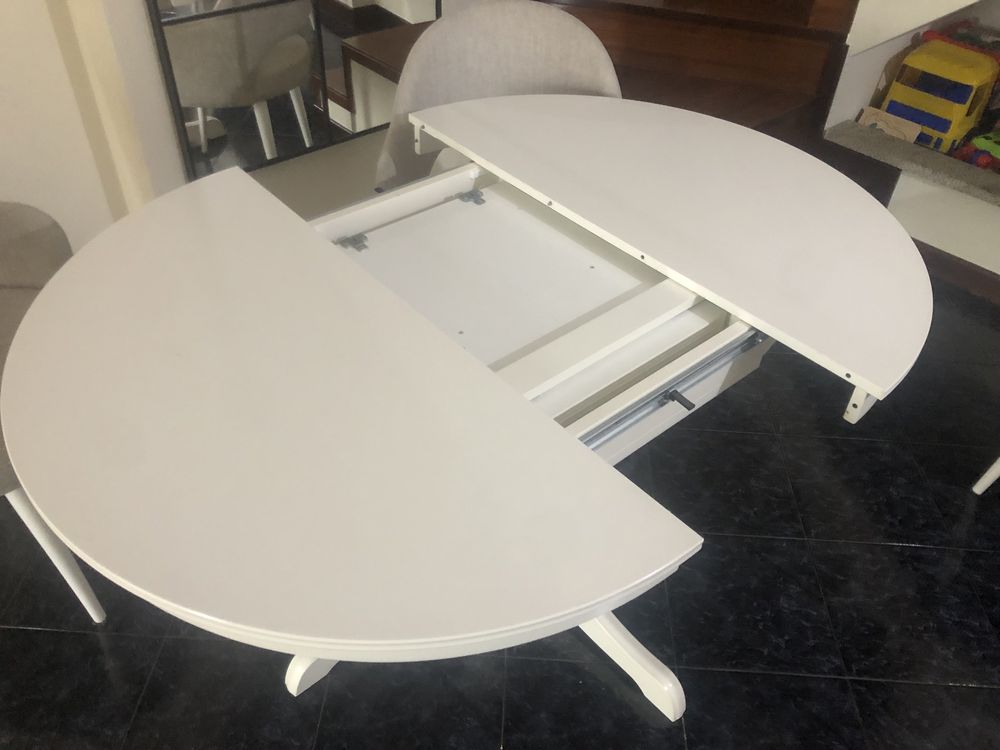 mesa de jantar redonda