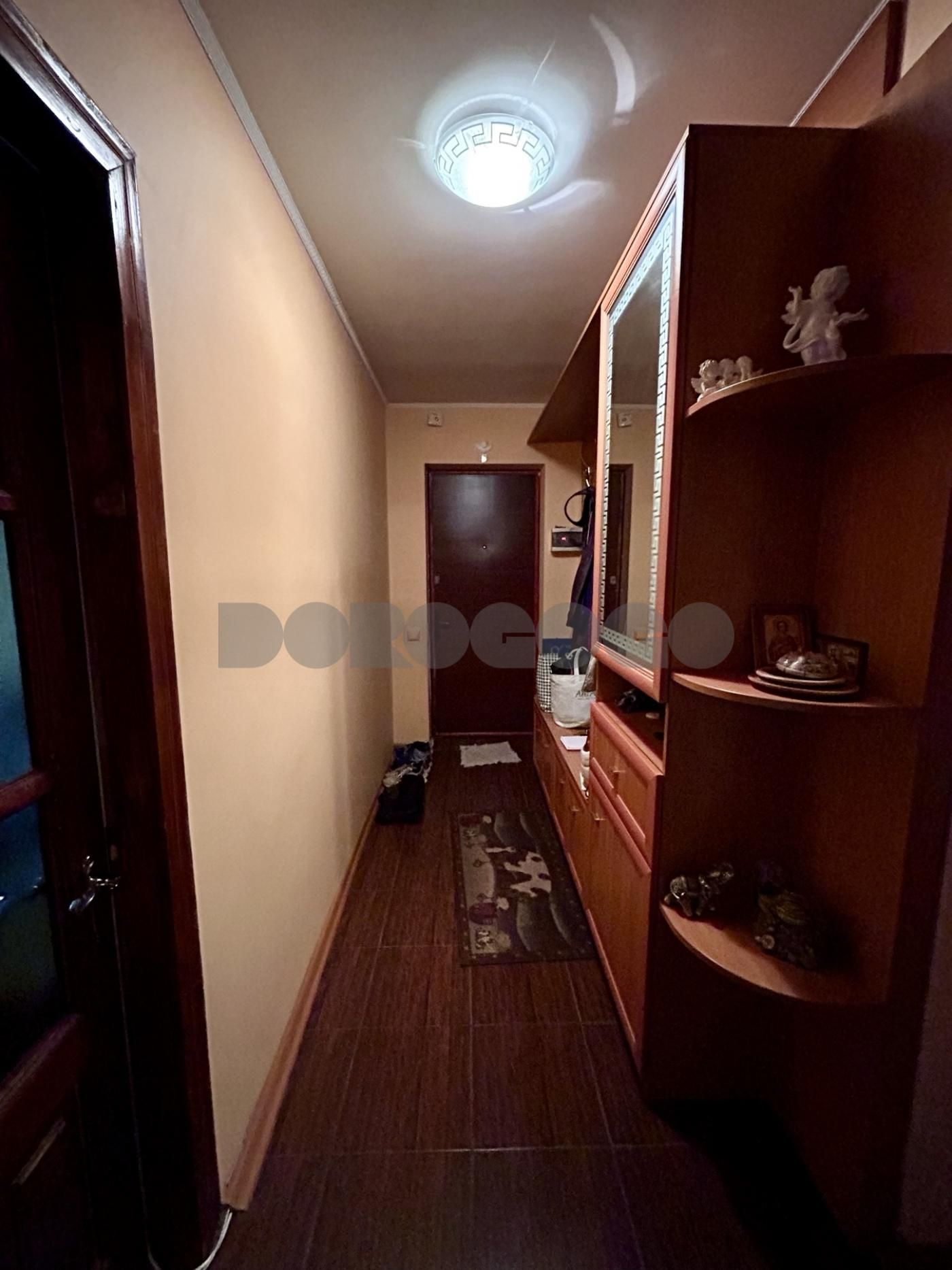Продаж 3 кімн. кв-ри 70 м2 вул. Зодчих, 68/2