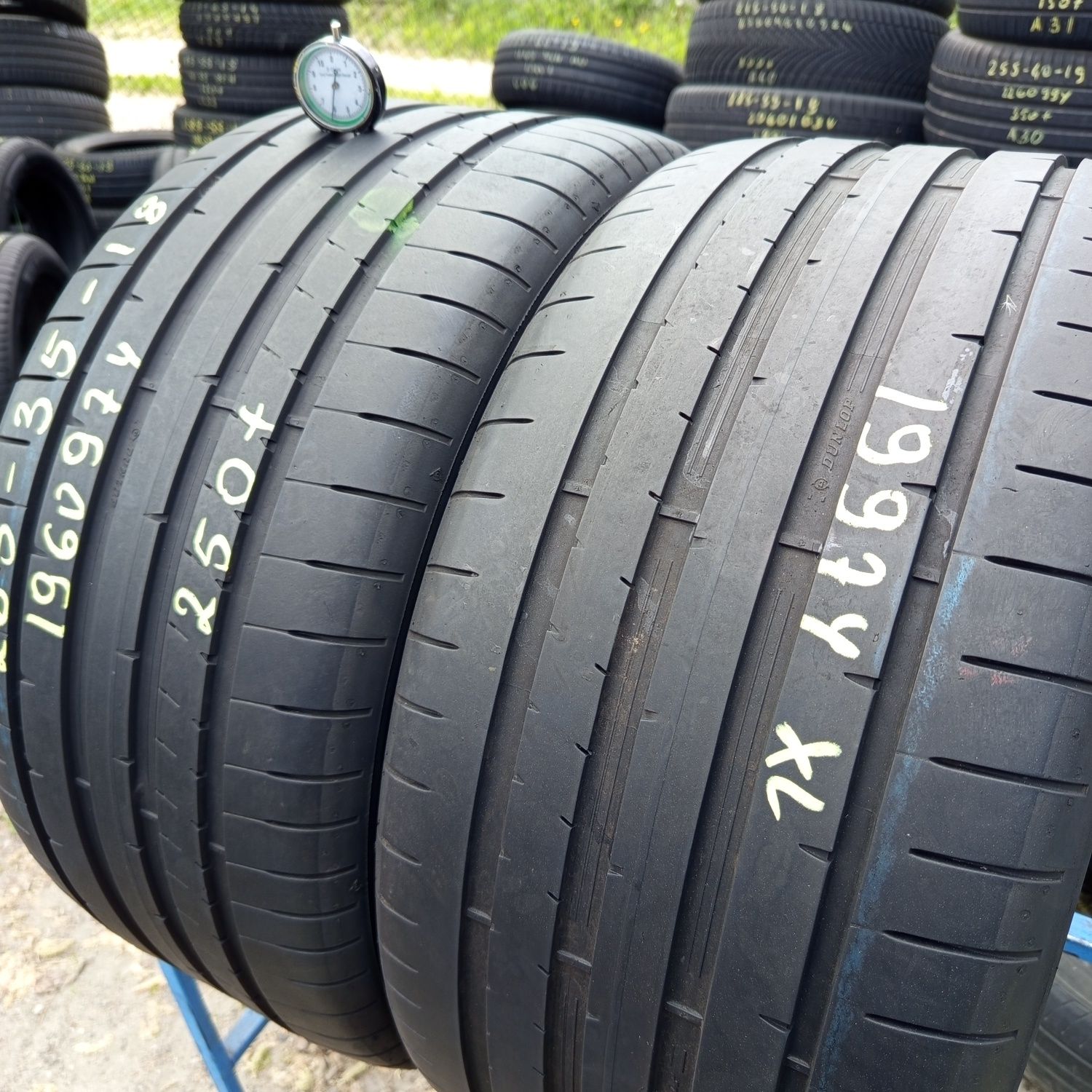 265/35r18 Dunlop Sport Maxx RT2