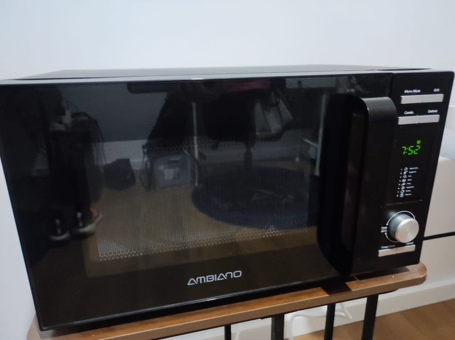 Microondas ambiano
