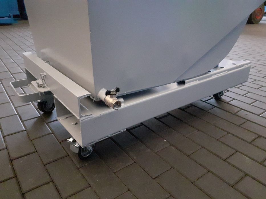 Pojemnik metalowy pod maszynę CNC / na wióry złom / Wywrotka 600L HQ