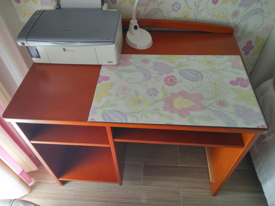 Quarto de criança da bebe confort em madeira maciça cor cerejeira