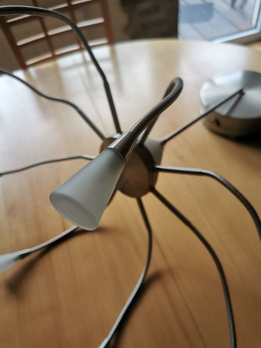 Żyrandol IKEA giętkie ramiona