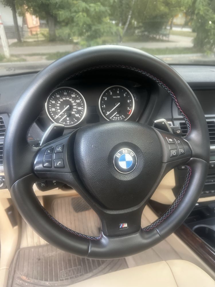 Продам руль БМВ х5 е70