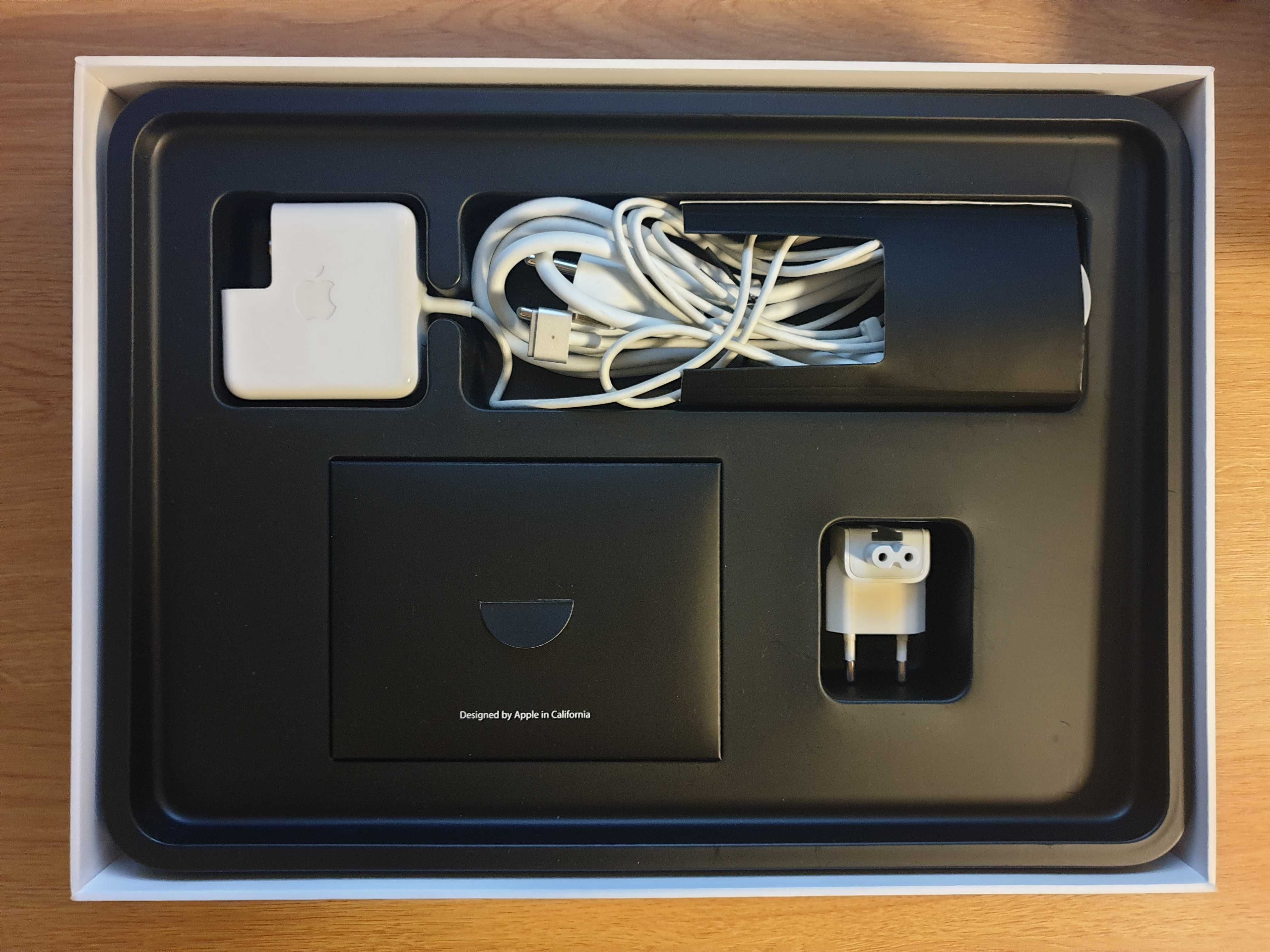 MacBook Air 13 2015 повний комплект