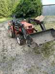 Kubota Bultra B-15  z Turem