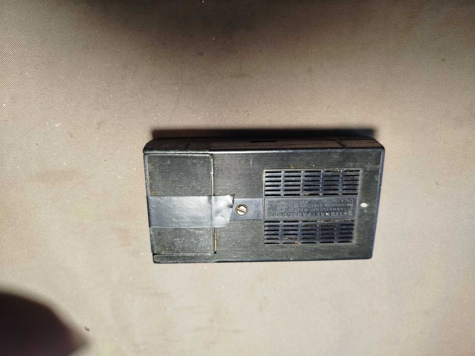 mini radio trnzystorowe Panasonic R 130  lata 60